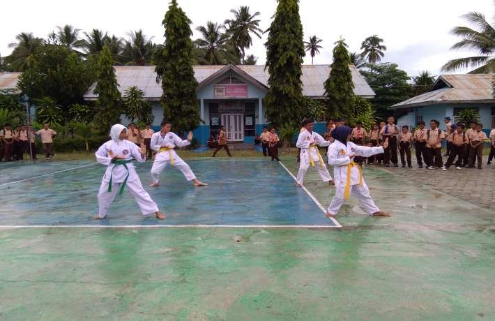 Kegiatan Ekstakurikuler Sekolah